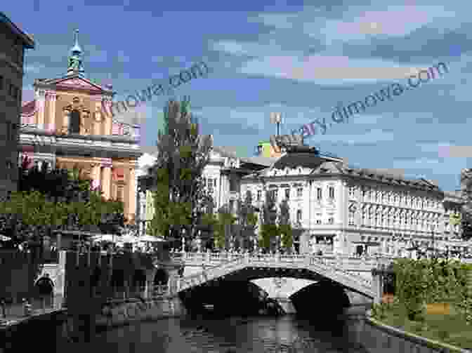 The Triple Bridge, An Iconic Landmark In Ljubljana, Elegantly Connecting The Old And New Parts Of The City Ljubljana Travel Guide 2024 : The Locals Travel Guide For Your Trip To Ljubljana (Slovenia)